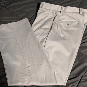 Dockers D3 Classic fit slacks like new 33x29